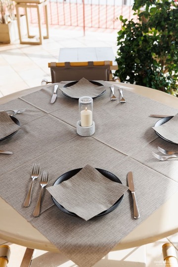 Jack Creta ⫸ Αirlaid Tablecloth Grey-Brown
